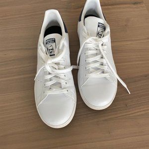 ADIDAS Stan Smith; 8.5; White